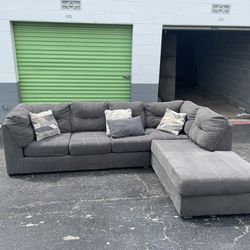 Grey Ashleys Sectional ‼️Free Delivery‼️