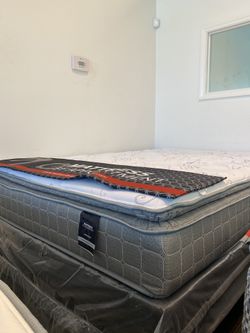 Mattress Liquidation! Factory Direct! MUST SELL!