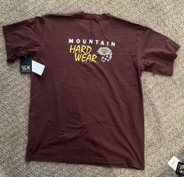 New Mountain Hardware Tech Shirts (size XL)