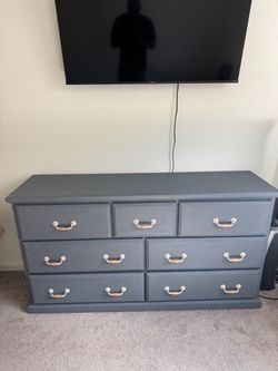 Charcoal Gray/blue 7-Drawer Dresser
