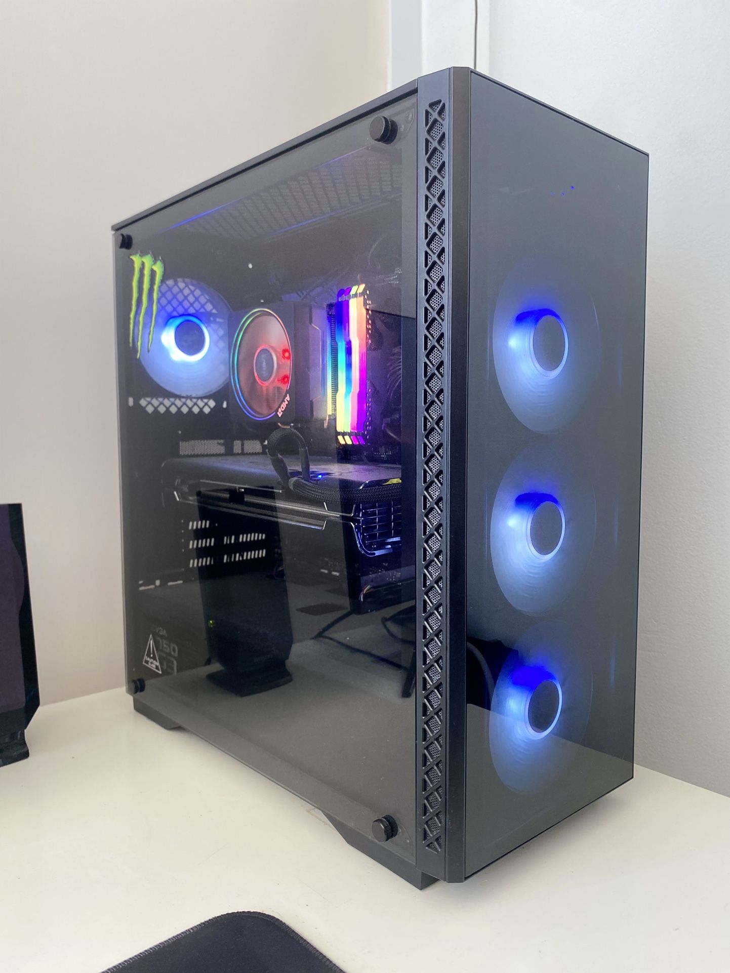 Custom gaming PC + Monitor, mouse, keyboard — Negotiable
