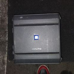 Alpine Amp With Two 10-in Subwoofers
