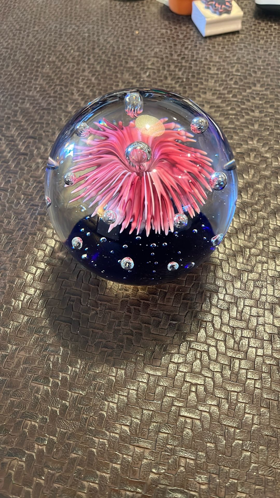 Dynasty Gallery Heirloom Collectibles Pink/White Flower Paperweight