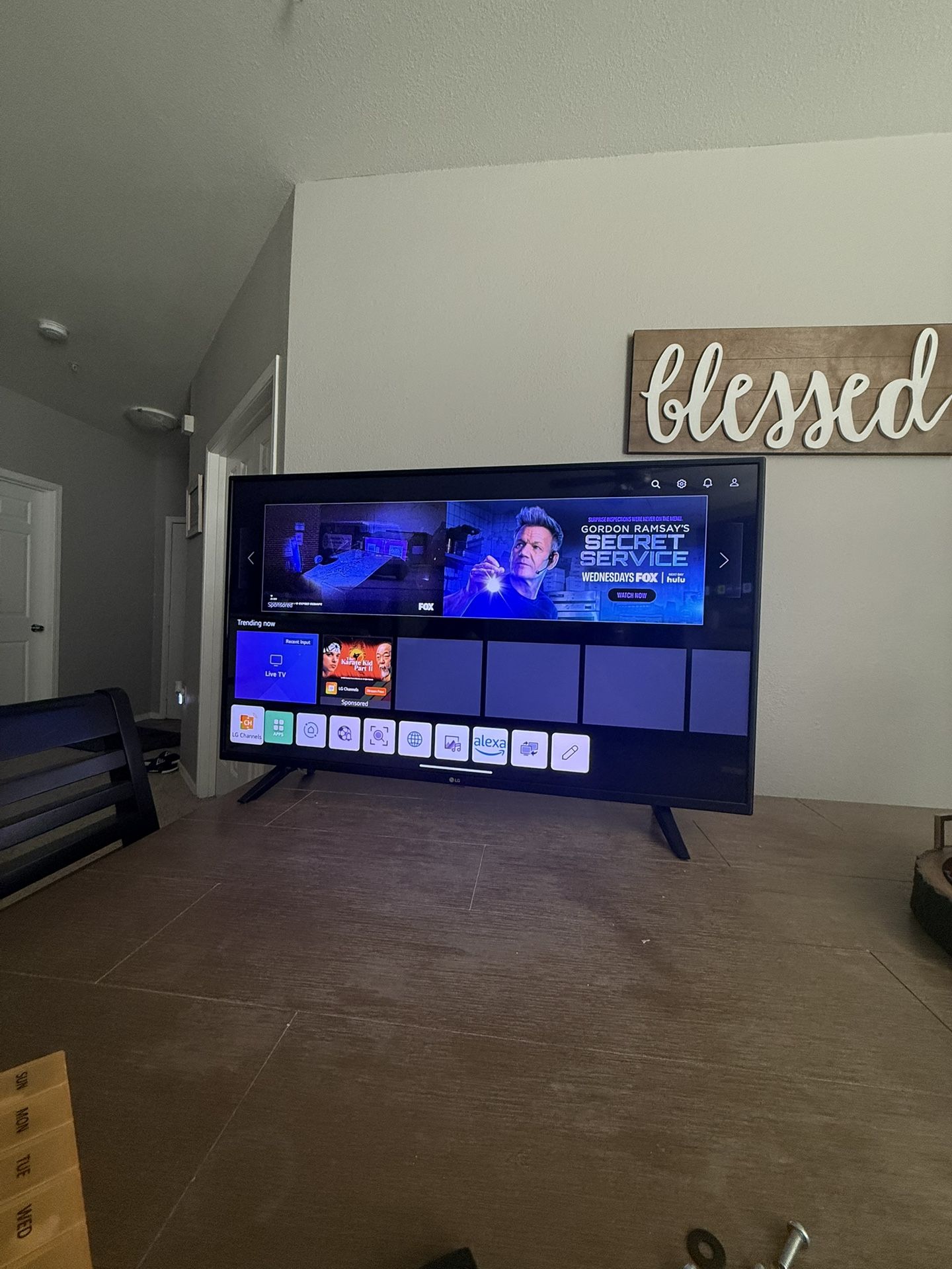 LG UHD 70 Series 43 inch Class 4K Smart UHD TV