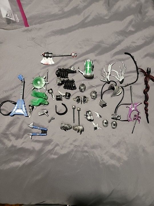 KISS Action Figure Accessories 1997 Lot Pre Owned