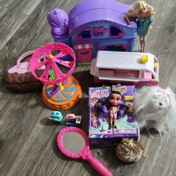 11 pcs lot of toys,LPS playhouse (brandnew)-pd $30, Shopkins bus, Chelsey barbie carousel, Hairables doll(brandnew), chuck e cheese light up mirror,  