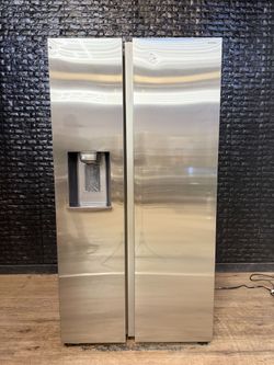 SAMSUNG REFRIGERATOR w/WARRANTY! R3045A