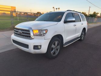 2008 Toyota Sequoia titulo limpio AC 🥶 emissions para 2 años corre muy Bien 180 mil millas