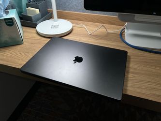 MacBook M4 16 inch 48 GB ram