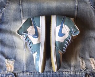 Vintage 2003 Nike Jordan 1 UNC PATENT: Size 10