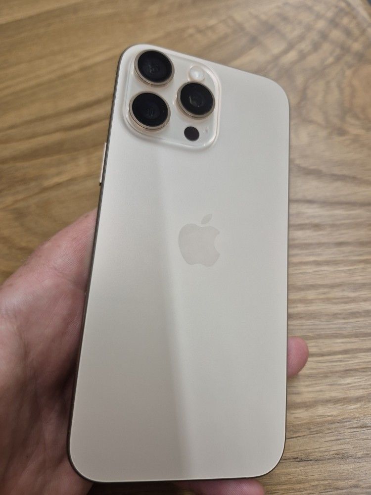 Flawless Gold Verizon/xfinity Apple IPhone 16 Pro Max 512gb