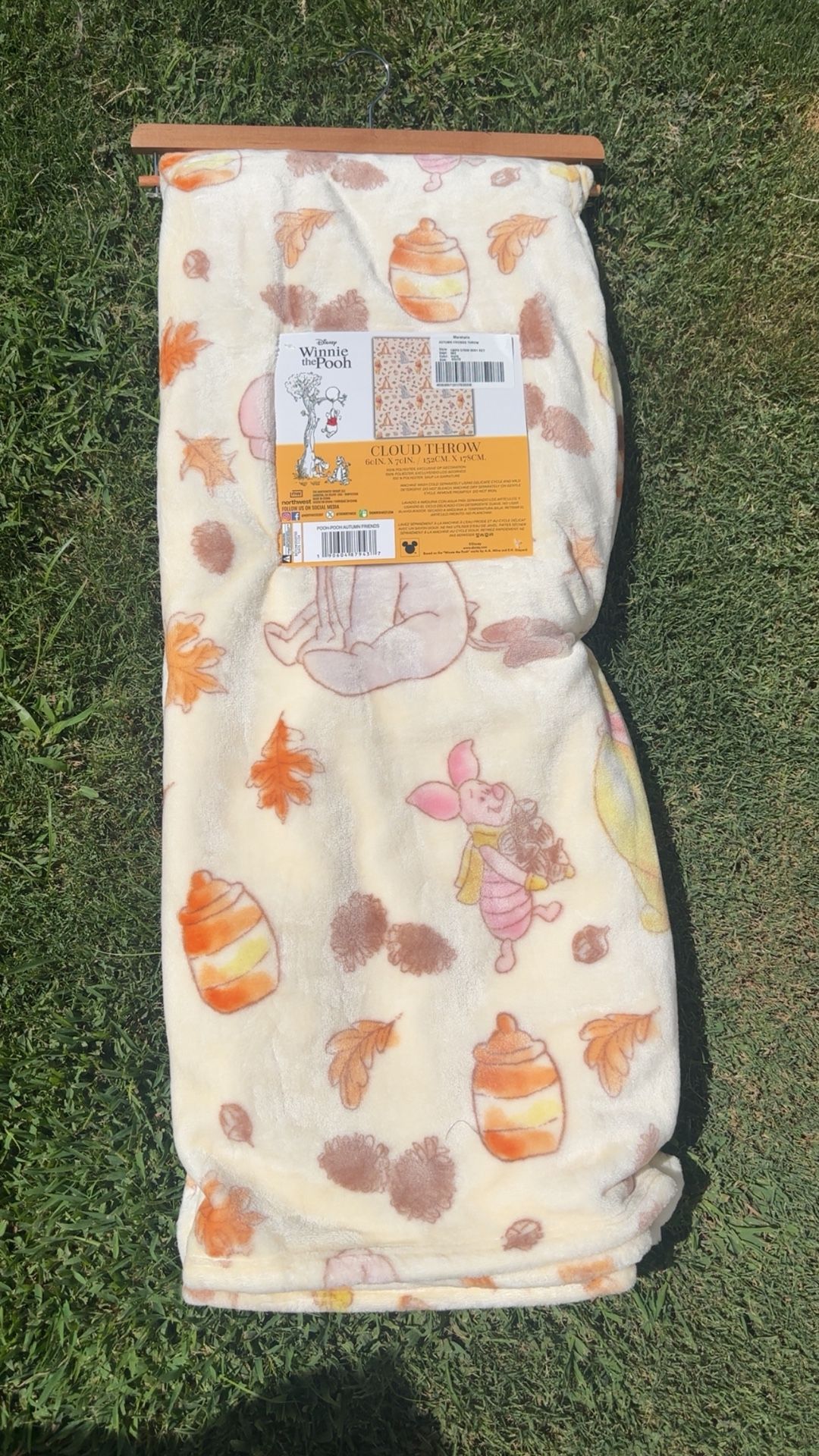 Winnie The Pooh Autumn Blanket