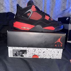 Jordan 4 Red Thunder Size 10.5 men’s