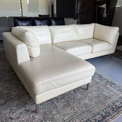 100% Authentic Italian Leather Sectional from Design Within Reach NY — $7000 Brand New