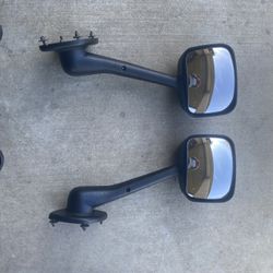 Freightliner Hood Mirrors