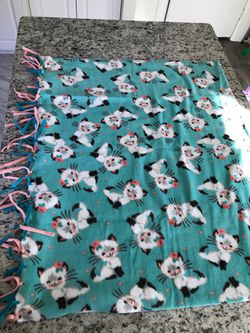 Handcrafted fleece blanket 3’x5’ kittens cats