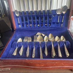 Community Silver plate 61 Piece