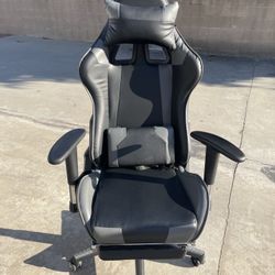 Swivel Gaming/Office Chair - Fully Adjustable