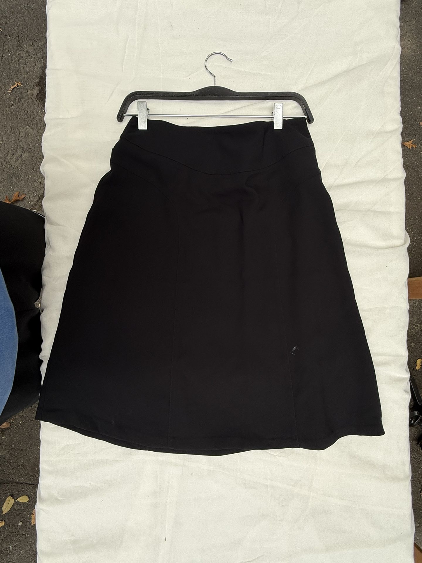 Black skirt (medium)