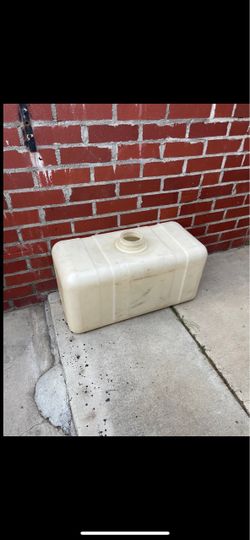 Car Detailing 45 Gallon water tank