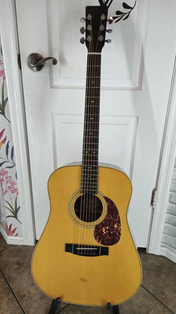 Hondo H28H Acoustic Guitar