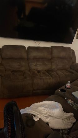 Couches NEED GONE TODAY