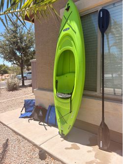 Lifetime kayak 8ft