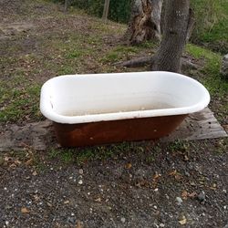 Antique Cast Iron Tub Clawfoot