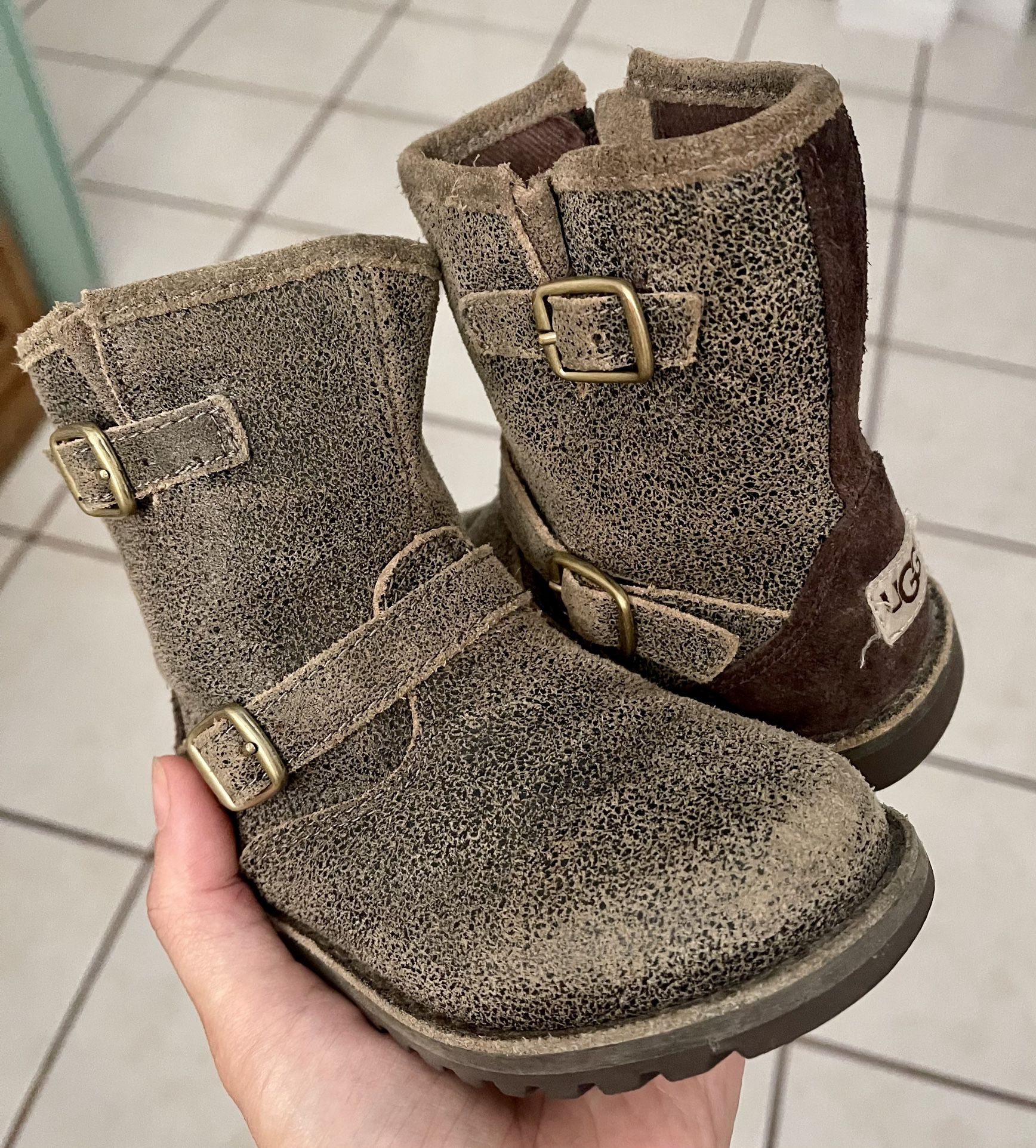 UGGS TODDLER BOOTS