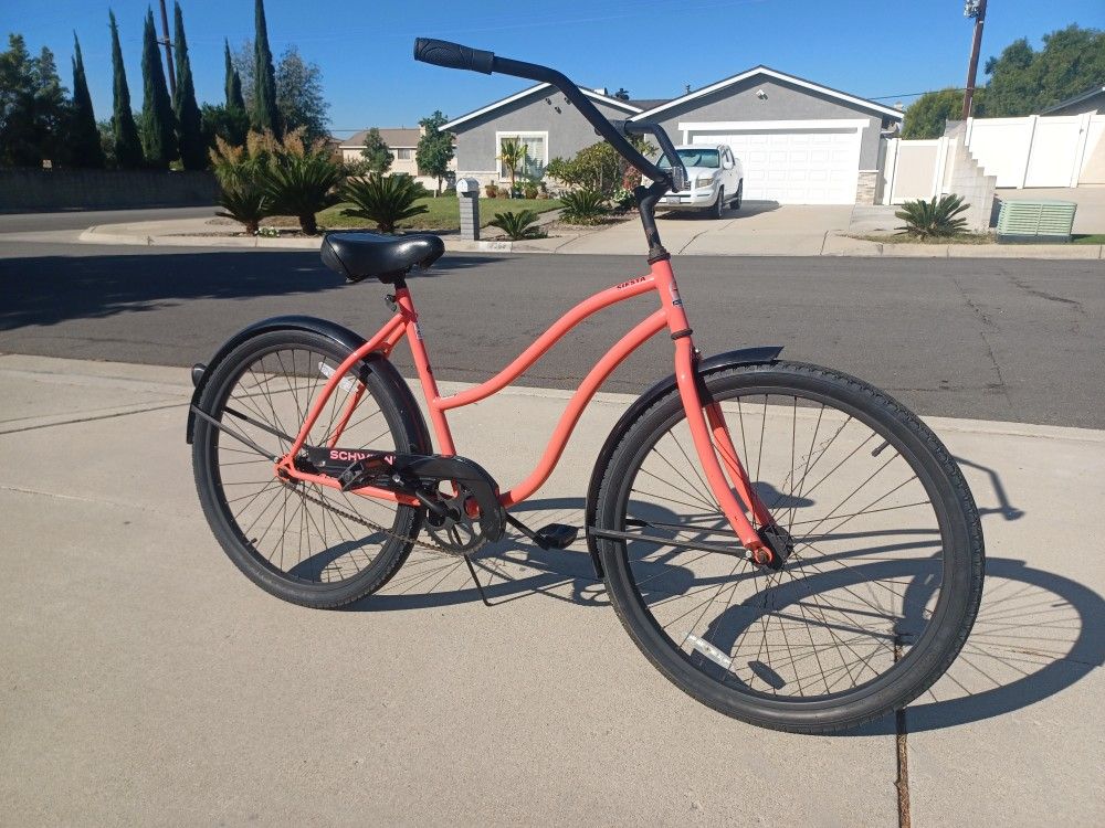 Schwinn Siesta Beach Cruiser Bike 