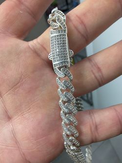 🔥  BRAND NEW Solid 925 Sterling Silver Iced-Out Miami Cuban Choker 🔥