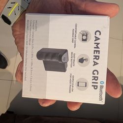Camera GRIP new In Box