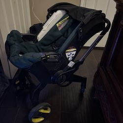 Doona car seat , stroller Need gone asap to small