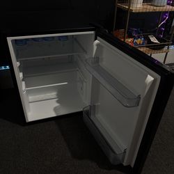 Vissani Mini Fridge