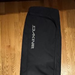 USED 157 Cm Dakine Low Roller Snowboard Bag