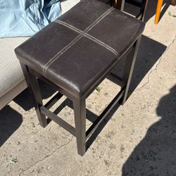 24” Barstools (2)