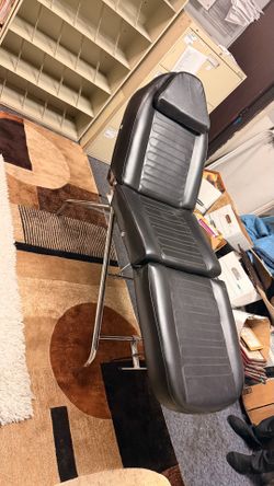 Massage Table