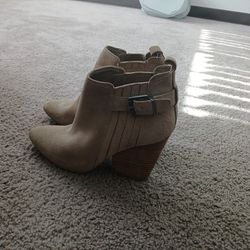 Guess Heel Boots Size 7.5