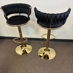 2 Pc Bar Stools 