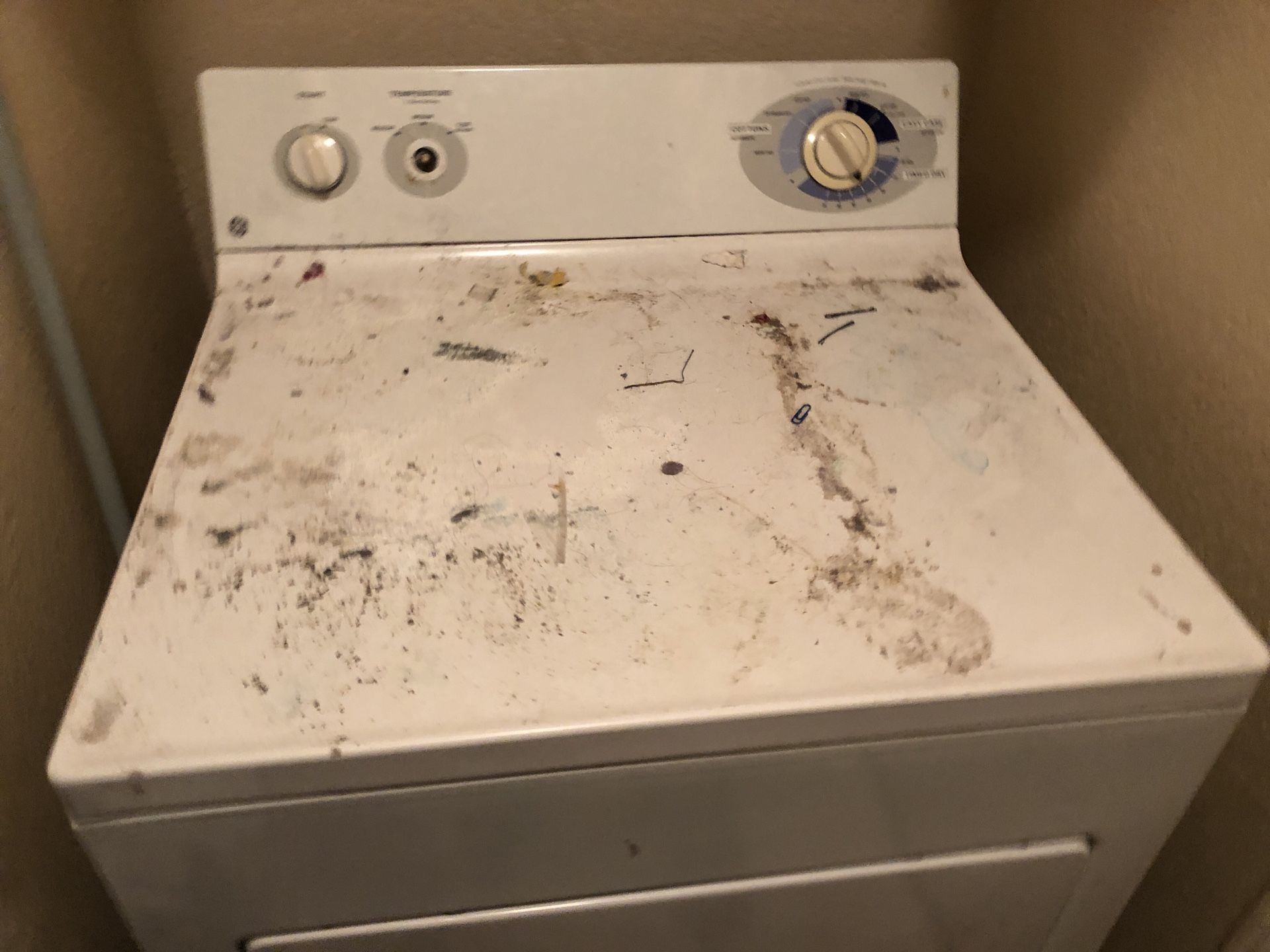 Washer dryer and refrigerator