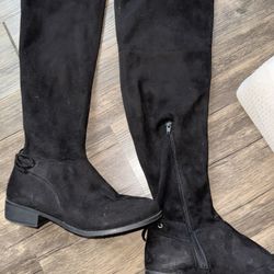 USED Black Knee-high Boots W9.5