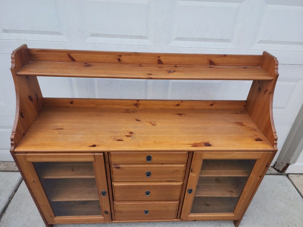 IKEA Buffet LEKSVIK