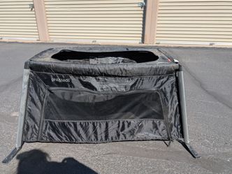 Travel play pen