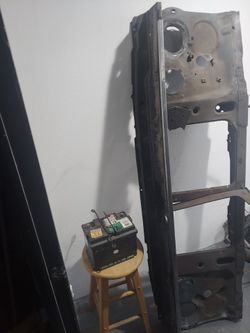 Early Chevy front body parts.