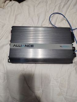 Need Gone‼️ Alliance 2000 watt amp