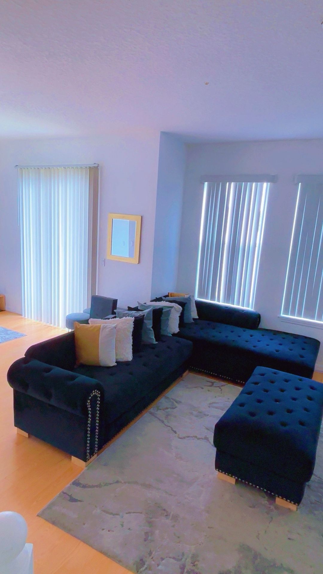 Black Sectional and Ottoman (pickup Only)