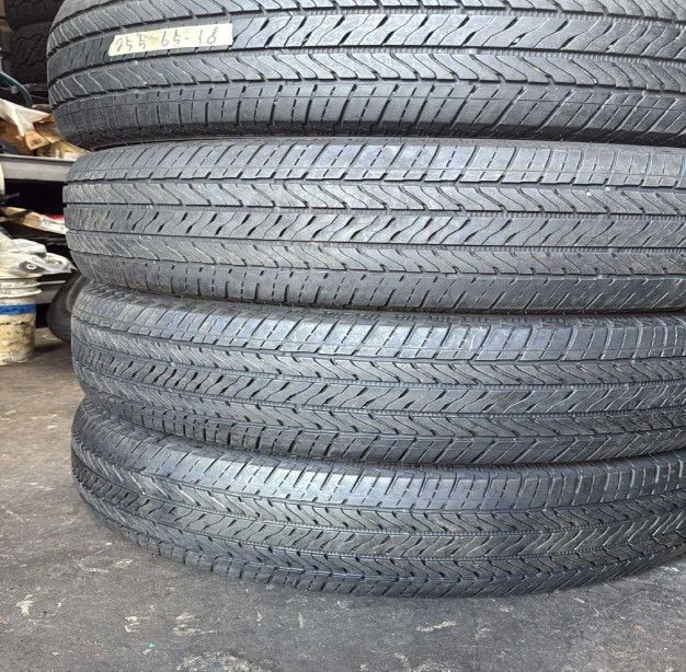 255 65 18 SET OF 4 USED BRIDGESTONE ALENZA WITH 80% TREAD REMAINING.