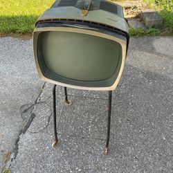 Vintage TV RCA Victor Deluxe Make An Offer