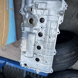 2010 Prius Valve Cover 