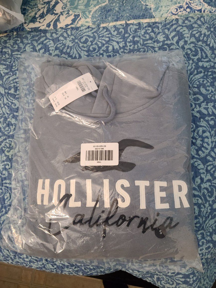 Hollister Hoodie Sweater Size Small
